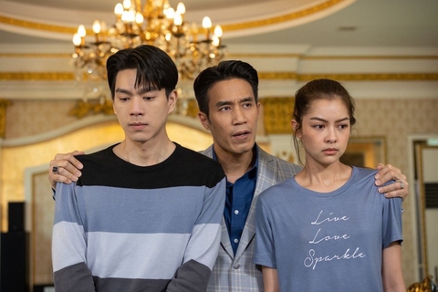 Siêu phẩm Bẫy thương trường mang Tor Thanapob, Plengkwan Nattaya lại gần bên nhau - Ảnh 4. Siêu phẩm Bẫy thương trường mang Tor Thanapob, Plengkwan Nattaya lại gần bên nhau - Ảnh 4.