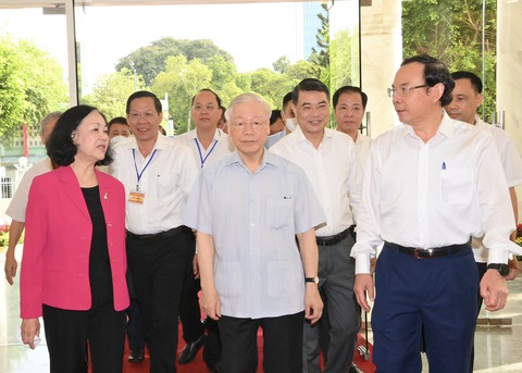 Tổng bí thư Nguyễn Phú Trọng thăm và làm việc với Thành ủy TP.HCM - Ảnh 1. Tổng bí thư Nguyễn Phú Trọng thăm và làm việc với Thành ủy TP.HCM - Ảnh 1.
