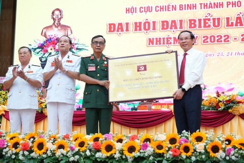 Thiếu tướng Nguyễn Minh Hoàng tái đắc cử chủ tịch Hội Cựu chiến binh TP.HCM - Ảnh 2. Thiếu tướng Nguyễn Minh Hoàng tái đắc cử chủ tịch Hội Cựu chiến binh TP.HCM - Ảnh 2.