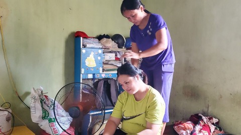 Gánh con đi suốt cuộc đời - Kỳ 1: Mẹ khóc với tiếng hú của con lúc nửa đêm - Ảnh 2. Gánh con đi suốt cuộc đời - Kỳ 1: Mẹ khóc với tiếng hú của con lúc nửa đêm - Ảnh 2.