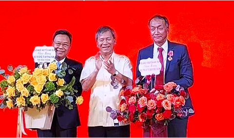 Một viện trưởng xin thôi tái bổ nhiệm khi chưa đến tuổi nghỉ hưu để nhường chỗ cho lớp kế cận - Ảnh 1. Một viện trưởng xin thôi tái bổ nhiệm khi chưa đến tuổi nghỉ hưu để nhường chỗ cho lớp kế cận - Ảnh 1.