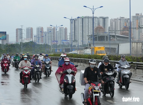 Bí thư Thành ủy Thủ Đức Nguyễn Hữu Hiệp: Người dân chờ đợi sự đột phá - Ảnh 5. Bí thư Thành ủy Thủ Đức Nguyễn Hữu Hiệp: Người dân chờ đợi sự đột phá - Ảnh 5.