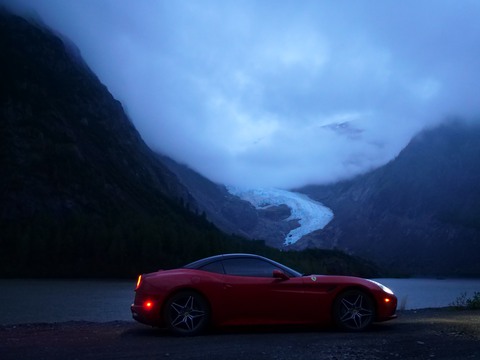 Phượt xuyên 3 quốc gia bằng siêu xe Ferrari: Đi gần 21.000km trong 2 tháng - Ảnh 10. Phượt xuyên 3 quốc gia bằng siêu xe Ferrari: Đi gần 21.000km trong 2 tháng - Ảnh 10.