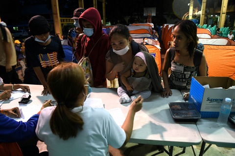 Siêu bão Noru: Ít nhất 5 người Philippines thiệt mạng - Ảnh 5. Siêu bão Noru: Ít nhất 5 người Philippines thiệt mạng - Ảnh 5.