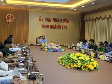 Phó thủ tướng họp khẩn: Tại sao tàu vẫn sáng đèn, phải kiểm tra xem còn người không! - Ảnh 1. Phó thủ tướng họp khẩn: Tại sao tàu vẫn sáng đèn, phải kiểm tra xem còn người không! - Ảnh 1.