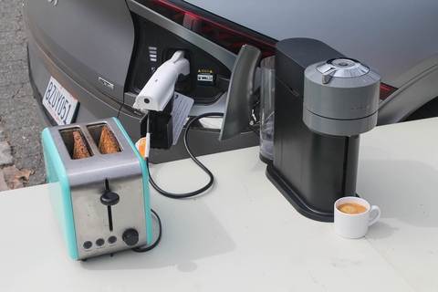 Trải nghiệm 15 xe điện, phóng viên Mỹ chỉ ra những tính năng ưng ý nhất - Ảnh 10. Trải nghiệm 15 xe điện, phóng viên Mỹ chỉ ra những tính năng ưng ý nhất - Ảnh 10.