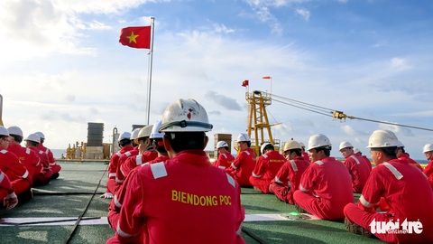 Hải Thạch rực sáng giữa Biển Đông - Ảnh 6. Hải Thạch rực sáng giữa Biển Đông - Ảnh 6.