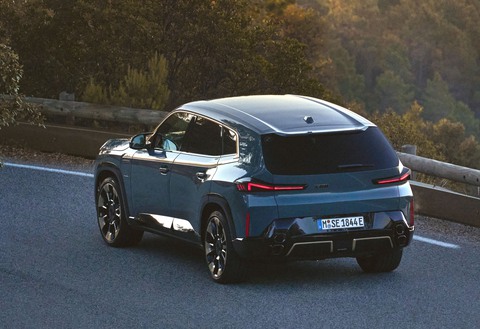 BMW XM chính thức ra mắt: SUV đỉnh cao nhất đội hình BMW, có bản đấu Maybach GLS - Ảnh 8. BMW XM chính thức ra mắt: SUV đỉnh cao nhất đội hình BMW, có bản đấu Maybach GLS - Ảnh 8.