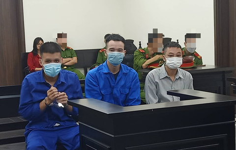 Bắt quả tang vợ ngoại tình, chồng gọi người đánh tình địch, đòi bồi thường danh dự 300 triệu - Ảnh 1. Bắt quả tang vợ ngoại tình, chồng gọi người đánh tình địch, đòi bồi thường danh dự 300 triệu - Ảnh 1.