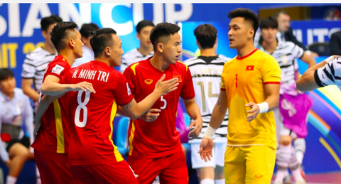 Tuyển futsal Việt Nam thắng Hàn Quốc 5-1 ở trận ra quân giải châu Á - Ảnh 1. Tuyển futsal Việt Nam thắng Hàn Quốc 5-1 ở trận ra quân giải châu Á - Ảnh 1.