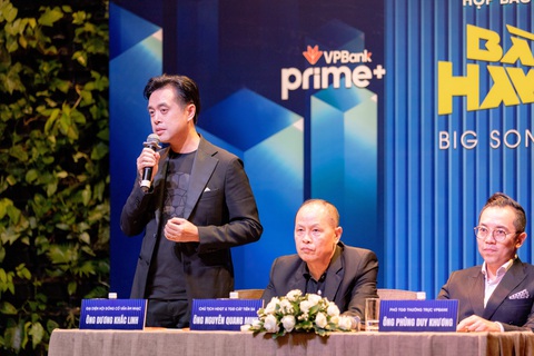 Hàng loạt sao Việt làm giám khảo Bài hát hay nhất; Hé lộ hậu trường ngôi nhà ma ám - Ảnh 2. Hàng loạt sao Việt làm giám khảo Bài hát hay nhất; Hé lộ hậu trường ngôi nhà ma ám - Ảnh 2.