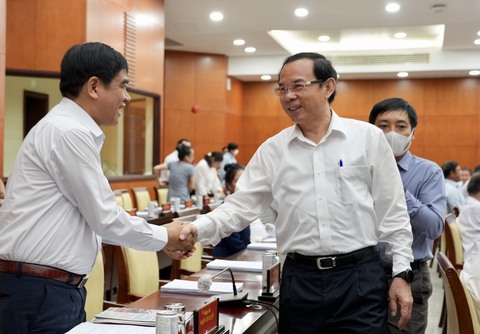 Bí thư Nguyễn Văn Nên chủ trì hội nghị Thành ủy sơ kết việc phục hồi kinh tế sau dịch COVID-19 - Ảnh 1. Bí thư Nguyễn Văn Nên chủ trì hội nghị Thành ủy sơ kết việc phục hồi kinh tế sau dịch COVID-19 - Ảnh 1.