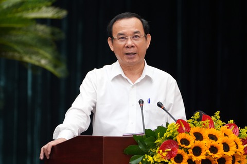 Bí thư Nguyễn Văn Nên chủ trì hội nghị Thành ủy sơ kết việc phục hồi kinh tế sau dịch COVID-19 - Ảnh 3. Bí thư Nguyễn Văn Nên chủ trì hội nghị Thành ủy sơ kết việc phục hồi kinh tế sau dịch COVID-19 - Ảnh 3.
