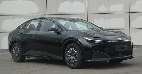 Toyota sắp ra mắt Corolla chạy điện giá rẻ hoàn toàn mới - Ảnh 1. Toyota sắp ra mắt Corolla chạy điện giá rẻ hoàn toàn mới - Ảnh 1.