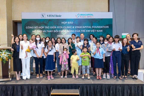 VITA Clinic hợp tác cùng VinaCapital Foundation (VCF) hỗ trợ trẻ em - Ảnh 3. VITA Clinic hợp tác cùng VinaCapital Foundation (VCF) hỗ trợ trẻ em - Ảnh 3.