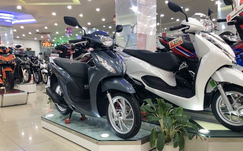 Đại lý Honda hét giá Vision chênh gần 10 triệu, SH kê thêm tới 25 triệu đồng - Ảnh 2. Đại lý Honda hét giá Vision chênh gần 10 triệu, SH kê thêm tới 25 triệu đồng - Ảnh 2.