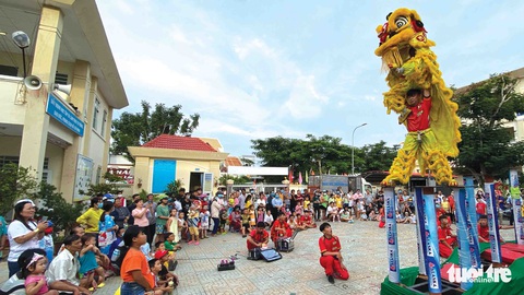TP.HCM hướng ra biển: Từ đô thị ven sông đến kinh tế hướng biển - Ảnh 4. TP.HCM hướng ra biển: Từ đô thị ven sông đến kinh tế hướng biển - Ảnh 4.
