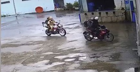 15h chiều nay, Sóc Trăng họp báo vụ công an đánh thiếu niên vi phạm giao thông - Ảnh 1. 15h chiều nay, Sóc Trăng họp báo vụ công an đánh thiếu niên vi phạm giao thông - Ảnh 1.