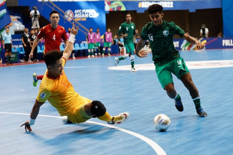 Đánh bại Saudi Arabia, futsal Việt Nam rộng cửa đi tiếp ở giải châu Á 2022 - Ảnh 4. Đánh bại Saudi Arabia, futsal Việt Nam rộng cửa đi tiếp ở giải châu Á 2022 - Ảnh 4.