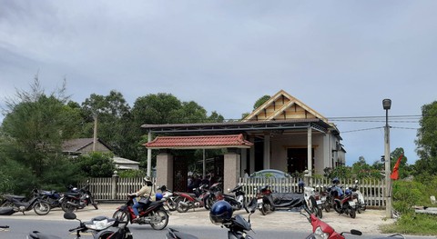 Học sinh lớp 8 trốn trên trần nhà, giả báo tin bị bắt cóc đòi tiền chuộc - Ảnh 1. Học sinh lớp 8 trốn trên trần nhà, giả báo tin bị bắt cóc đòi tiền chuộc - Ảnh 1.