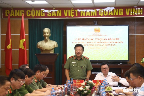 Báo chí ngoài ngành công an tuyên truyền hiệu quả hình ảnh đẹp của lực lượng công an - Ảnh 1. Báo chí ngoài ngành công an tuyên truyền hiệu quả hình ảnh đẹp của lực lượng công an - Ảnh 1.
