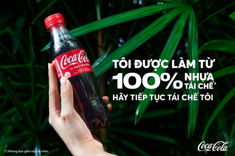 Coca-Cola Việt Nam ra mắt chai làm từ nhựa tái chế - Ảnh 1. Coca-Cola Việt Nam ra mắt chai làm từ nhựa tái chế - Ảnh 1.