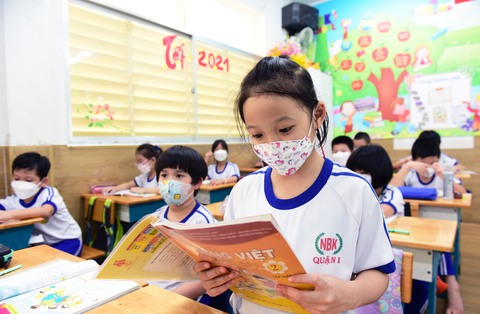 Phương án học sinh mượn sách giáo khoa: Nhà nước chi năm đầu 3.500 tỉ đồng - Ảnh 1. Phương án học sinh mượn sách giáo khoa: Nhà nước chi năm đầu 3.500 tỉ đồng - Ảnh 1.