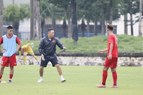 U17 Việt Nam có thêm các tân binh U15 - Ảnh 1. U17 Việt Nam có thêm các tân binh U15 - Ảnh 1.