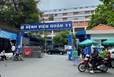 Chuyện đấu thầu và thiếu thuốc nhìn từ thực tế Bệnh viện quận 11 - Ảnh 1. Chuyện đấu thầu và thiếu thuốc nhìn từ thực tế Bệnh viện quận 11 - Ảnh 1.