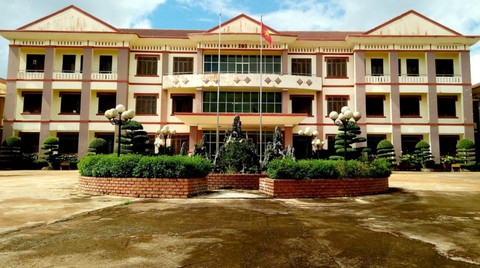Ba cán bộ phù phép cấp 42.000m2 đất trái quy định cho người thân - Ảnh 1. Ba cán bộ phù phép cấp 42.000m2 đất trái quy định cho người thân - Ảnh 1.
