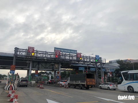 10,2% thẻ ePass chê trạm thu phí cầu Phú Mỹ, còn Etag là 2,8% - Ảnh 1. 10,2% thẻ ePass chê trạm thu phí cầu Phú Mỹ, còn Etag là 2,8% - Ảnh 1.