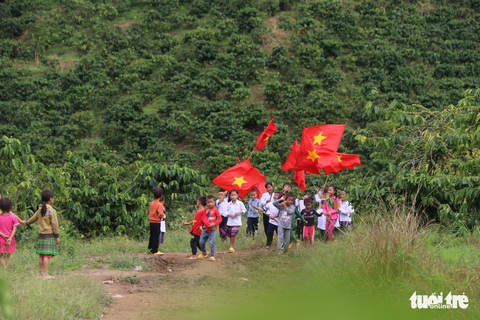 Sáng nay 5-9, gần 23 triệu học sinh cả nước dự khai giảng - Ảnh 27. Sáng nay 5-9, gần 23 triệu học sinh cả nước dự khai giảng - Ảnh 27.