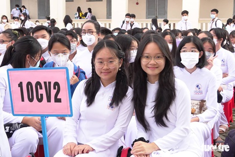 Sáng nay 5-9, gần 23 triệu học sinh cả nước dự khai giảng - Ảnh 4. Sáng nay 5-9, gần 23 triệu học sinh cả nước dự khai giảng - Ảnh 4.