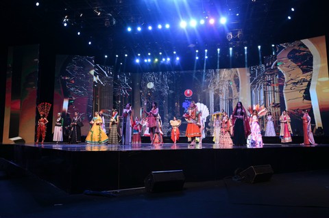 Oách chưa, 3 hoa hậu Việt nắm tay xuất ngoại làm giám khảo Miss Grand India 2022! - Ảnh 3. Oách chưa, 3 hoa hậu Việt nắm tay xuất ngoại làm giám khảo Miss Grand India 2022! - Ảnh 3.