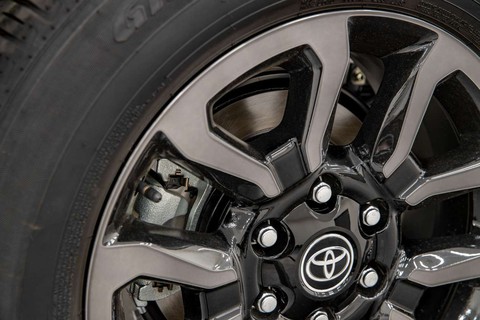 Toyota Hilux Rogue 2023 thêm nhiều trang bị đấu Ford Ranger Wildtrak - Ảnh 6. Toyota Hilux Rogue 2023 thêm nhiều trang bị đấu Ford Ranger Wildtrak - Ảnh 6.