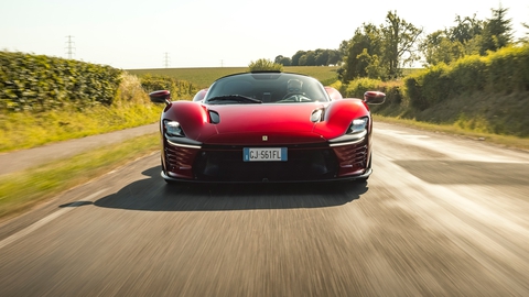 Vì sao nhân viên Ferrari không được phép mua siêu xe của hãng? - Ảnh 3. Vì sao nhân viên Ferrari không được phép mua siêu xe của hãng? - Ảnh 3.