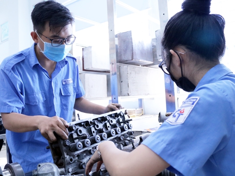 Chủ động bỏ đại học, chọn trường nghề - Ảnh 1. Chủ động bỏ đại học, chọn trường nghề - Ảnh 1.