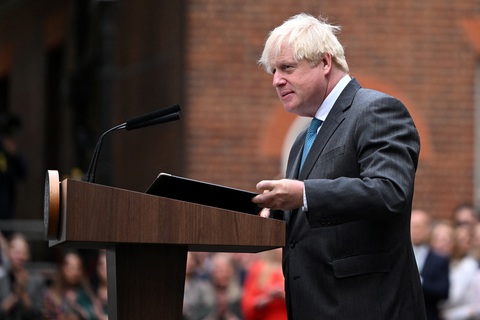 Nữ hoàng Anh Elizabeth II chấp thuận đơn từ chức của Thủ tướng Anh Boris Johnson - Ảnh 1. Nữ hoàng Anh Elizabeth II chấp thuận đơn từ chức của Thủ tướng Anh Boris Johnson - Ảnh 1.