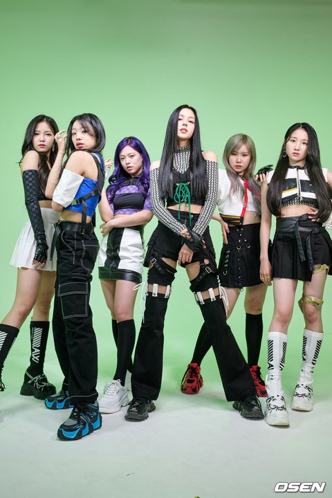BBoom BBoom riết rồi MOMOLAND cũng đã biết lo! - Ảnh 6. BBoom BBoom riết rồi MOMOLAND cũng đã biết lo! - Ảnh 6.