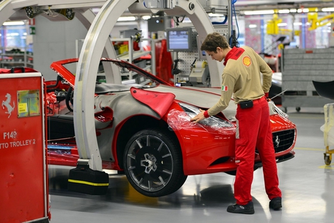 Vì sao nhân viên Ferrari không được phép mua siêu xe của hãng? - Ảnh 2. Vì sao nhân viên Ferrari không được phép mua siêu xe của hãng? - Ảnh 2.