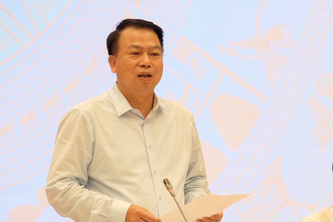 Nếu khắc phục được vi phạm và có nguyện vọng, cổ phiếu ROS, FLC được giao dịch trở lại - Ảnh 1. Nếu khắc phục được vi phạm và có nguyện vọng, cổ phiếu ROS, FLC được giao dịch trở lại - Ảnh 1.
