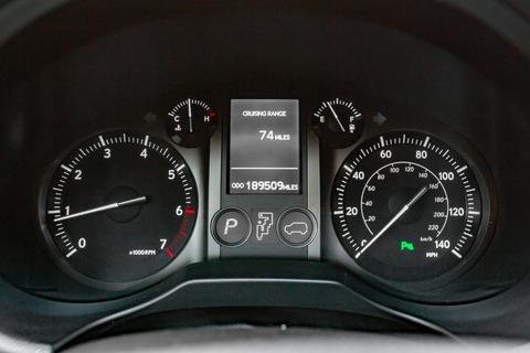 Quá mê Toyota, chủ xe kỳ công độ Lexus GX 460 thành Land Cruiser Prado - Ảnh 10. Quá mê Toyota, chủ xe kỳ công độ Lexus GX 460 thành Land Cruiser Prado - Ảnh 10.