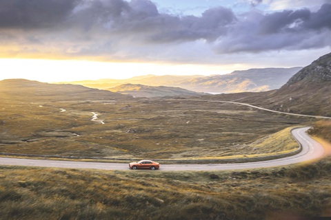 Bentley Flying Spur ra mắt bản mới: Mạnh và nhanh nhất, chưa tiết lộ giá - Ảnh 8. Bentley Flying Spur ra mắt bản mới: Mạnh và nhanh nhất, chưa tiết lộ giá - Ảnh 8.