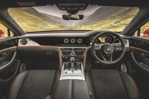 Bentley Flying Spur ra mắt bản mới: Mạnh và nhanh nhất, chưa tiết lộ giá - Ảnh 3. Bentley Flying Spur ra mắt bản mới: Mạnh và nhanh nhất, chưa tiết lộ giá - Ảnh 3.
