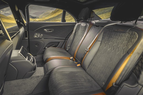 Bentley Flying Spur ra mắt bản mới: Mạnh và nhanh nhất, chưa tiết lộ giá - Ảnh 9. Bentley Flying Spur ra mắt bản mới: Mạnh và nhanh nhất, chưa tiết lộ giá - Ảnh 9.