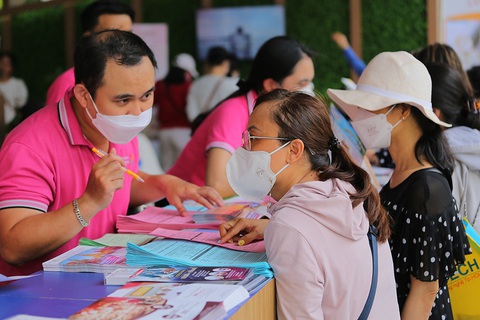 BenThanh Tourist đón thu vàng - ngàn ưu đãi tại hội chợ ITE HCMC 2022 - Ảnh 1. BenThanh Tourist đón thu vàng - ngàn ưu đãi tại hội chợ ITE HCMC 2022 - Ảnh 1.