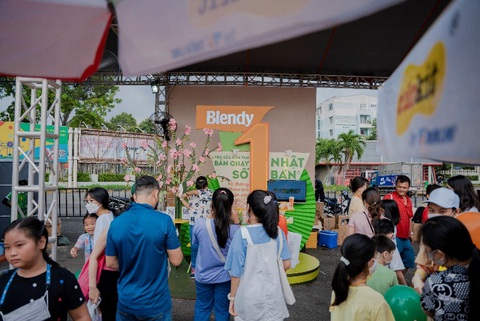 Hơn 55.000 lượt người trải nghiệm ‘Ngày hội sắc màu - Mega Color Event’ - Ảnh 7. Hơn 55.000 lượt người trải nghiệm ‘Ngày hội sắc màu - Mega Color Event’ - Ảnh 7.