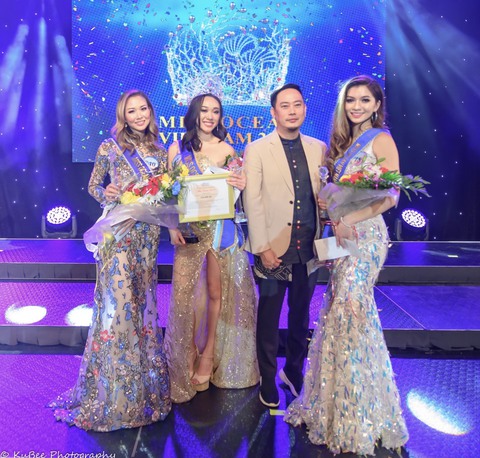 Nhà thiết kế ‘mát tay’ sở hữu đến 14 bản quyền cuộc thi nhan sắc - Ảnh 4. Nhà thiết kế ‘mát tay’ sở hữu đến 14 bản quyền cuộc thi nhan sắc - Ảnh 4.
