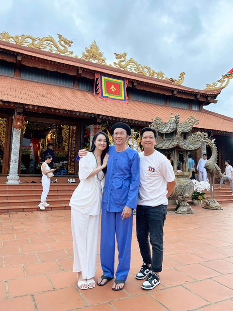 Sao Việt xin gì trong ngày giỗ Tổ nghiệp sân khấu - Ảnh 4. Sao Việt xin gì trong ngày giỗ Tổ nghiệp sân khấu - Ảnh 4.
