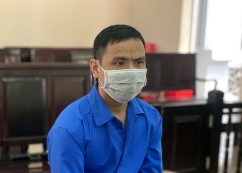 Cuồng ghen chém vợ lãnh 13 năm tù - Ảnh 1. Cuồng ghen chém vợ lãnh 13 năm tù - Ảnh 1.
